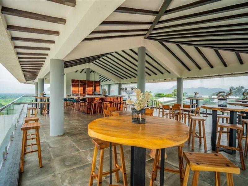 The Forest Club Resort Karjat Eksteriør billede